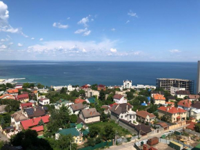 Квартира студия,с прямым видом на море! в Аркадии.На Каманина!
